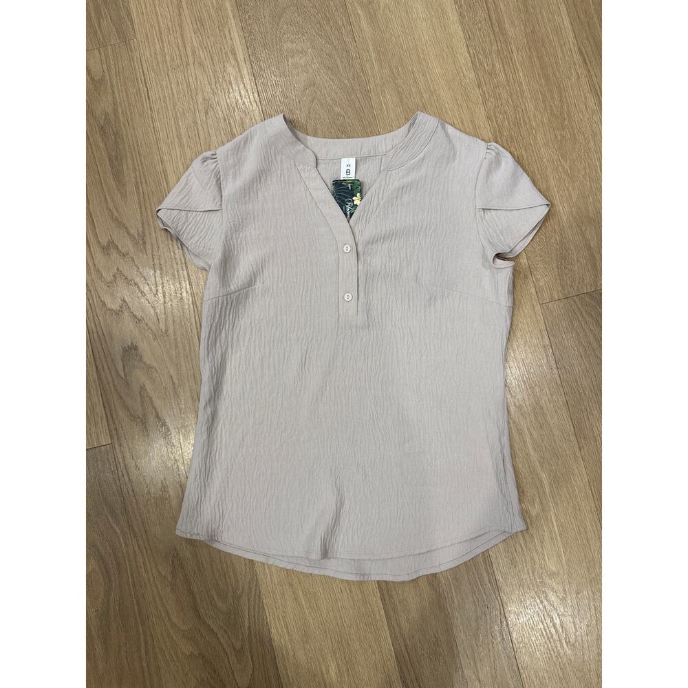 Blooming Jelly Dressy Button Detail Textured V Neck Cap Sleeve Top Size XS NEW!